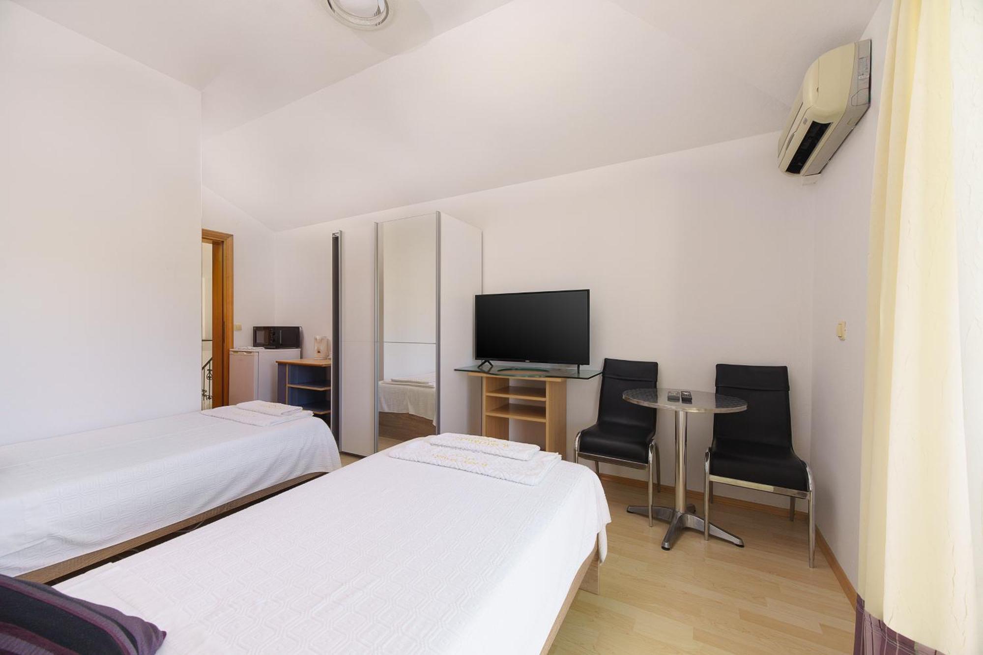History Apartments Kaštela Εξωτερικό φωτογραφία